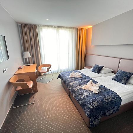 Hotel Thermana Park Lasko**** Superior Esterno foto