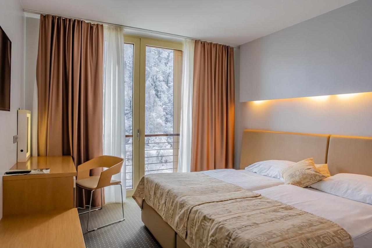 Hotel Thermana Park Lasko**** Superior Esterno foto