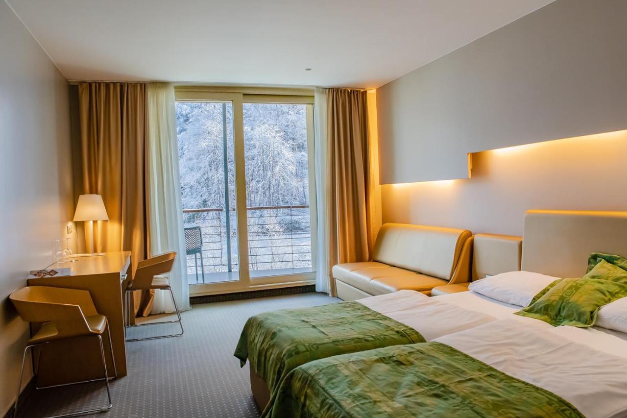 Hotel Thermana Park Lasko**** Superior Esterno foto